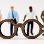 アンコンシャス・バイアスをはかるためのクイズ|具体例と対処法を徹底解説!