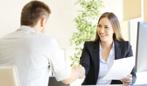 ジョブ型雇用とは?メリット・デメリット、企業の導入事例も含めて解説